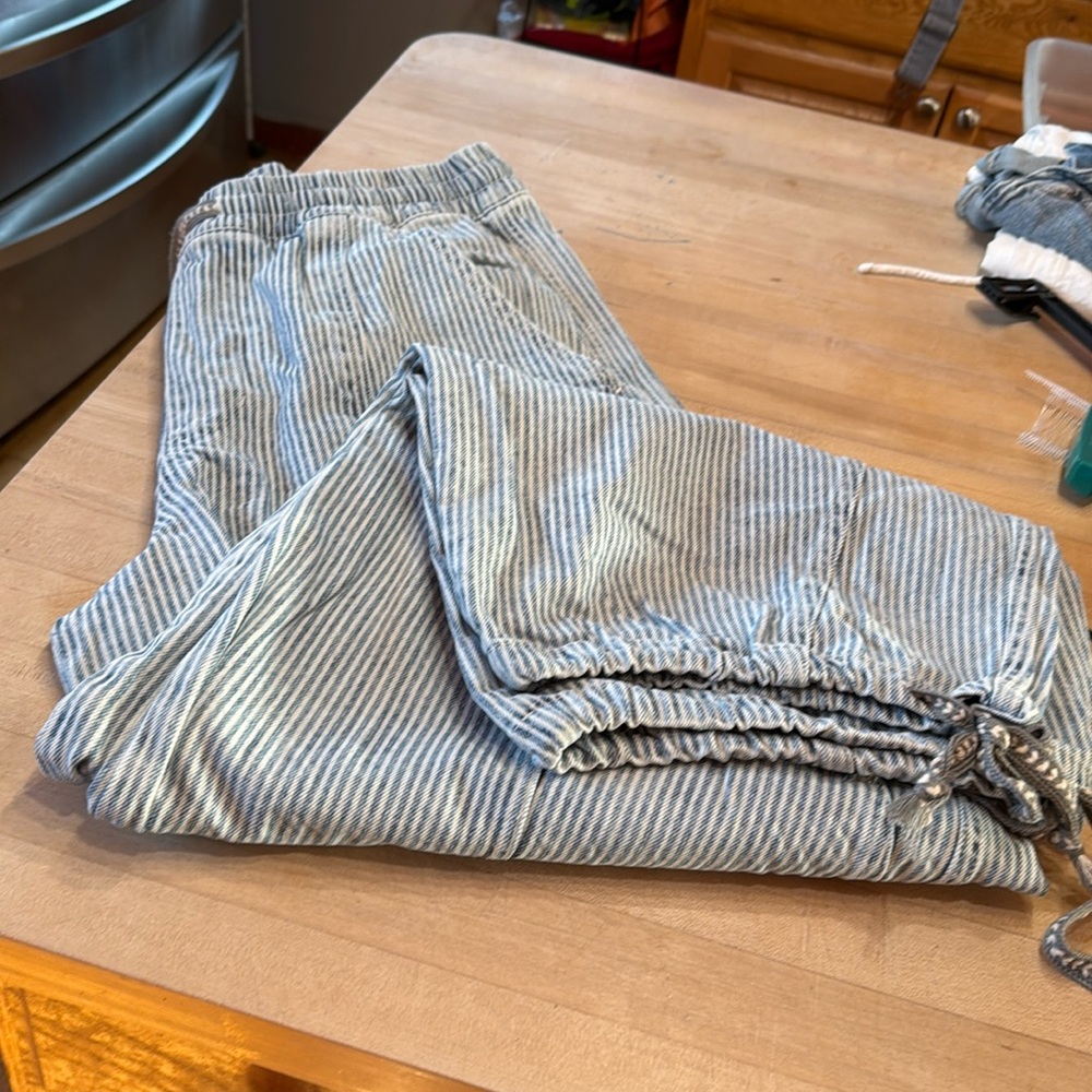 Free People railroad stripe baggy jeans with tie waist and ankles size med NWOT